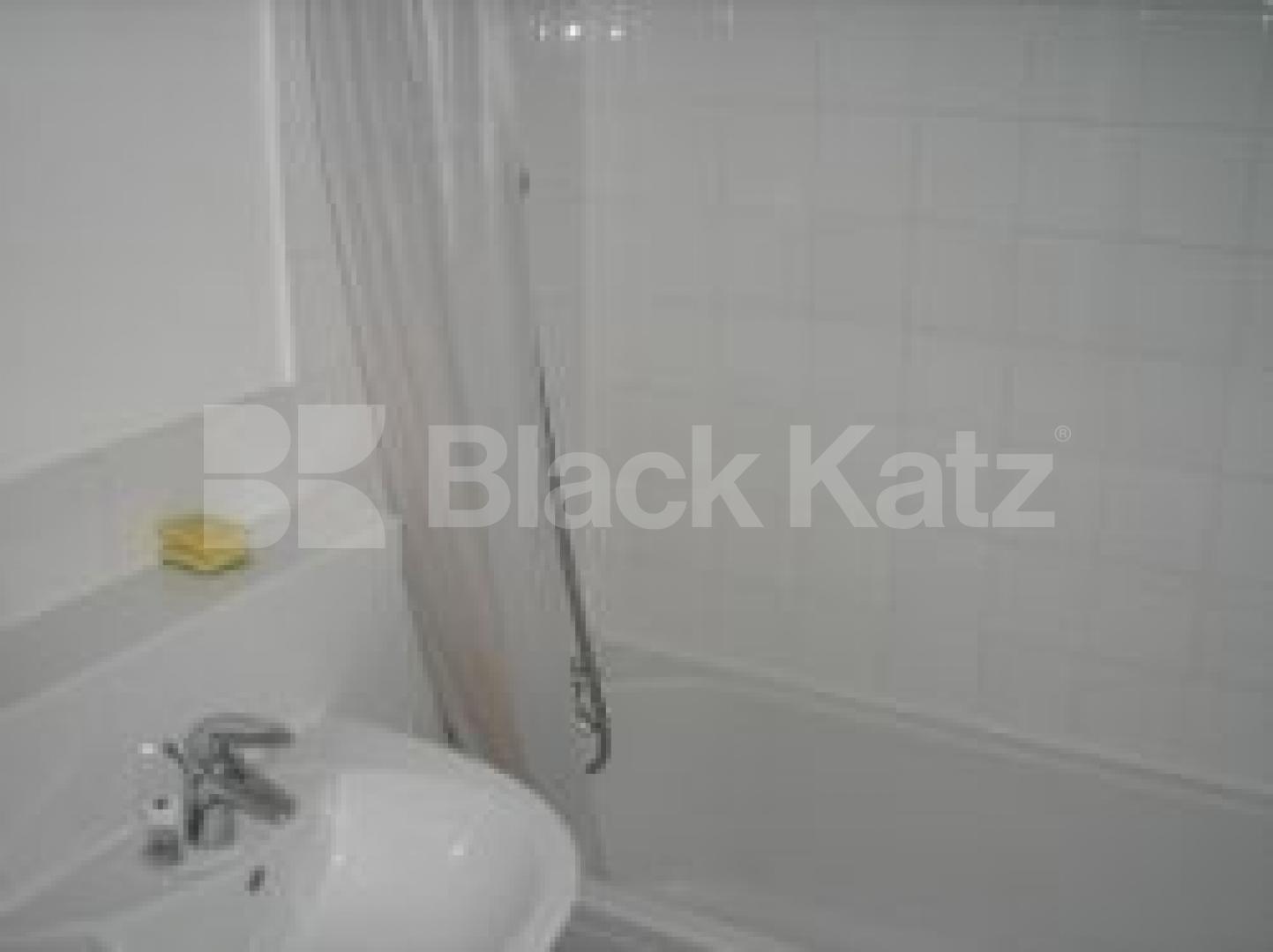 			NEW INSTRUCTION!!, Studio Apartment, 1 bath, 1 reception Studio			 Camden Street, CAMDEN